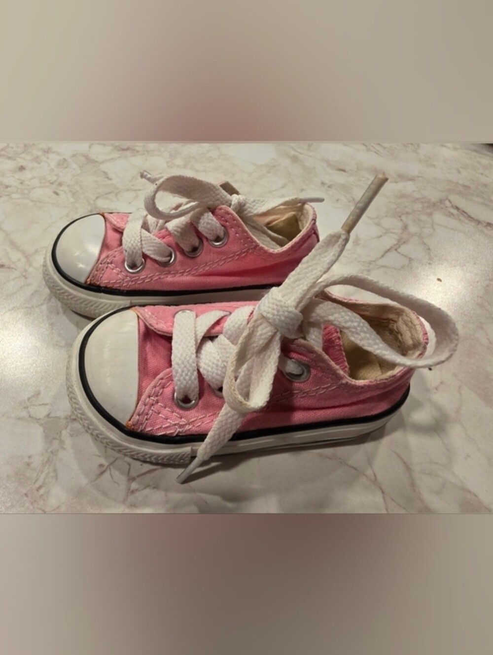 Baby Converse - Picture 3 of 5
